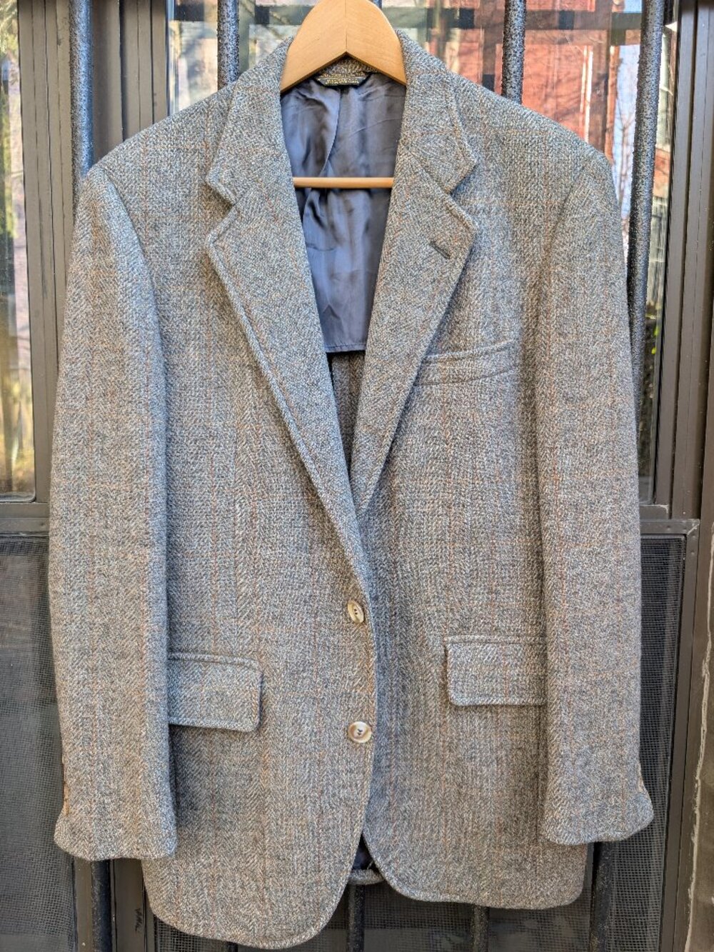 Vintage Southwick Men's Gray Brown Herringbon Tweed Sport Coat Jacket